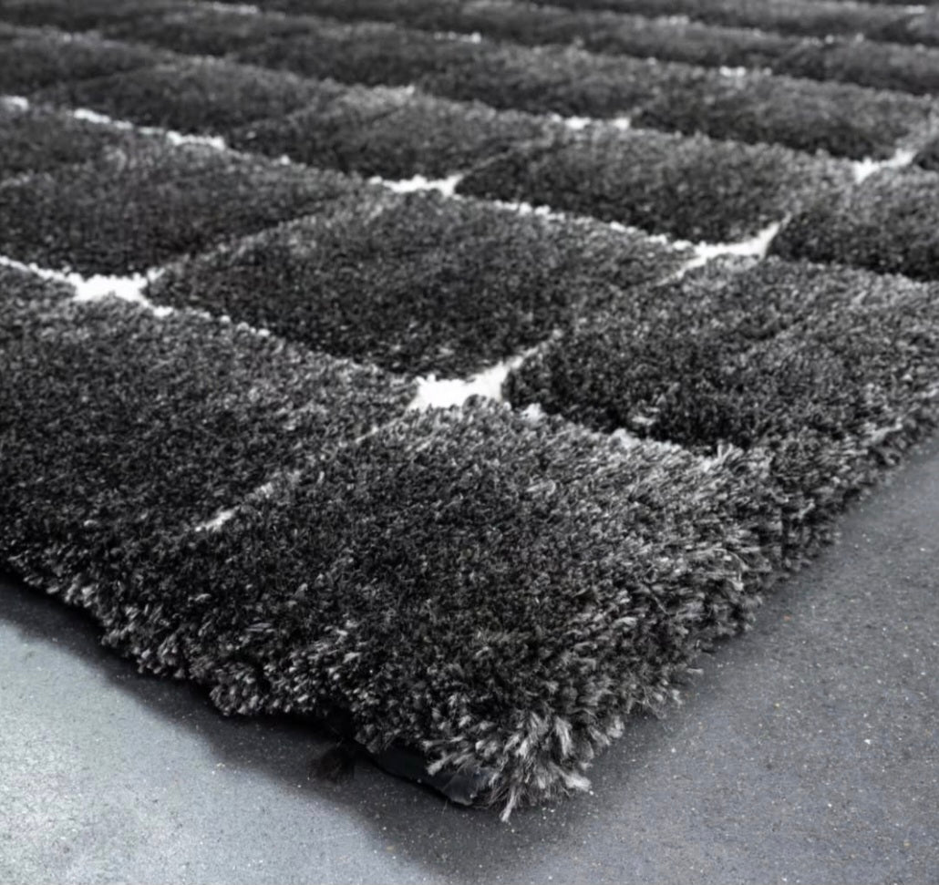 Bespoke Shaggy Collection Noir