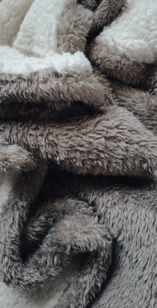 Ashwood Luxe Blanket