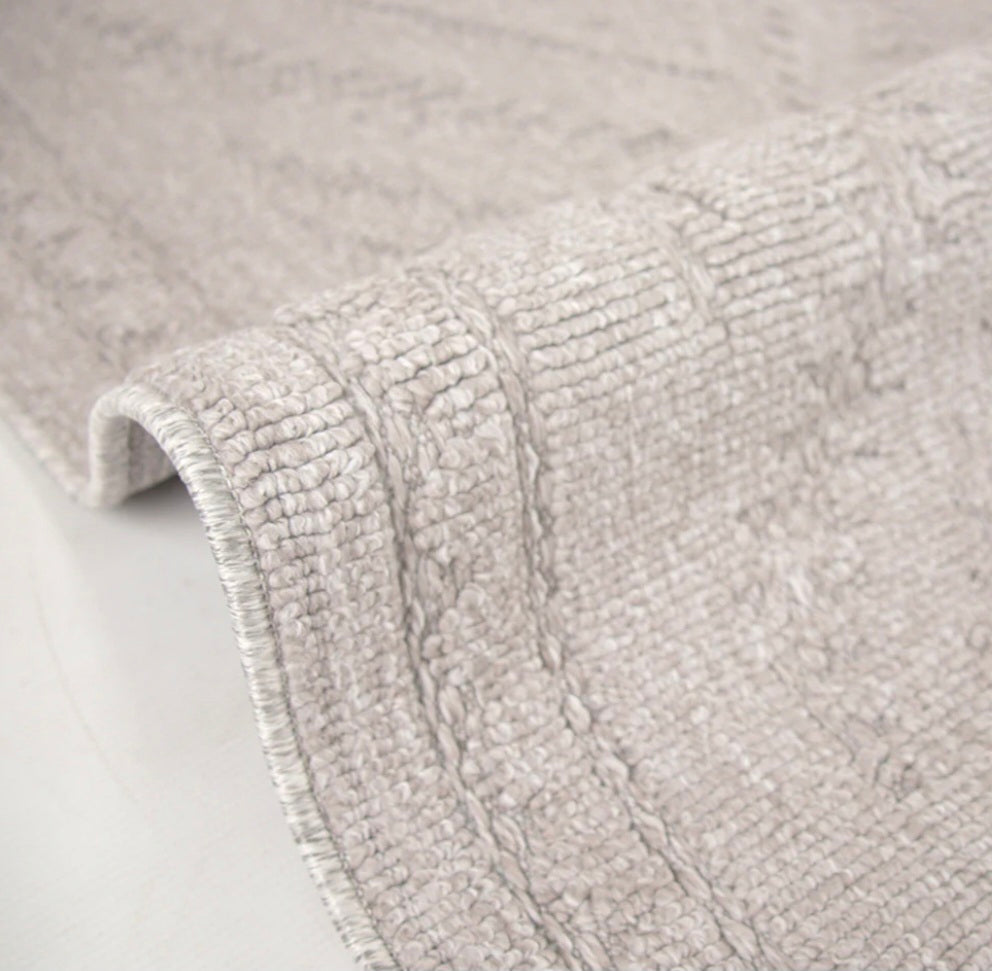 A Silvergrain Rug