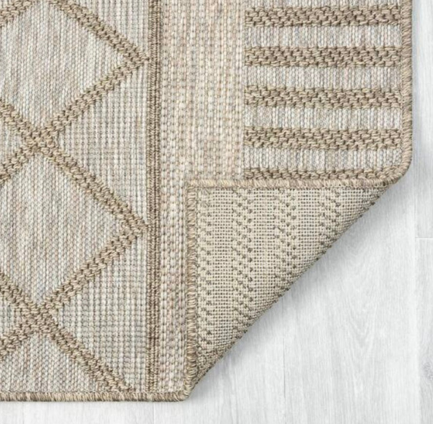 The Modern Jute Diamond